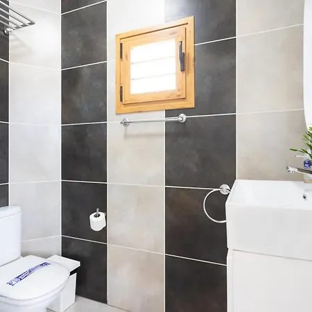 Palm Mar With Pool And Garden *